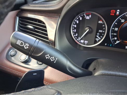 Used 2019 Buick LaCrosse Avenir w/ Driver Confidence Package II image 24