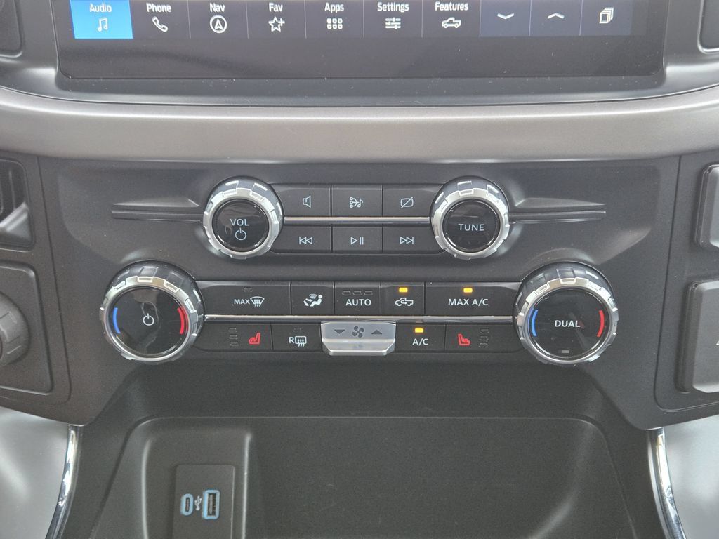 Used 2024 Ford F150 XLT w/ Equipment Group 302A MID RWD image 24