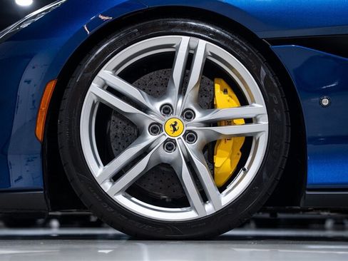 Used 2020 Ferrari Portofino RWD image 41