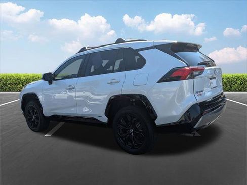 Certified 2023 Toyota RAV4 SE w/ Convenience Package image 7