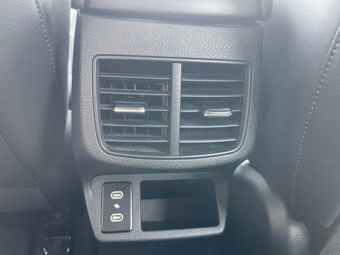 Used 2024 Kia Seltos S FWD image 17