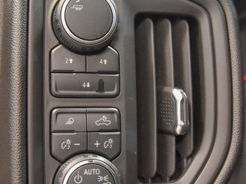 Used 2024 Chevrolet Silverado 2500 Custom w/ Custom Convenience Package image 17