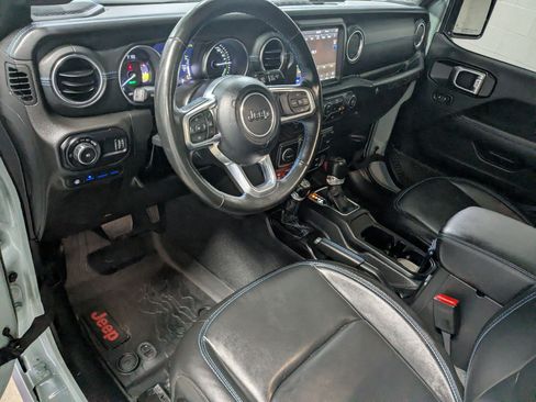 Used 2023 Jeep Wrangler Unlimited Rubicon 4xe w/ Steel Bumper Group AWD/4WD image 12