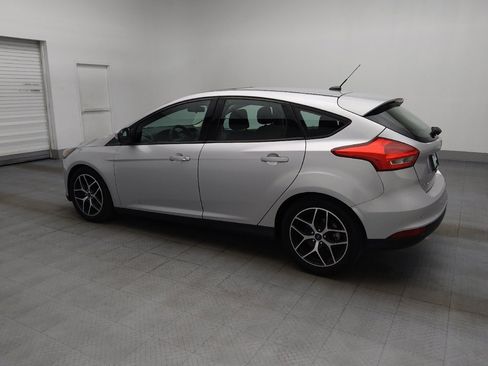 Used 2018 Ford Focus SEL FWD image 3