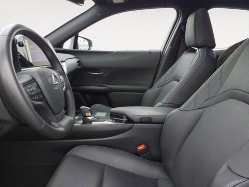 Used 2025 Lexus UX 300h AWD w/ Accessory Package (Z1) image 9