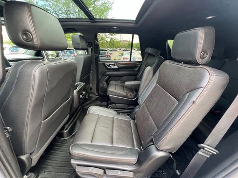 Used 2022 Chevrolet Tahoe High Country AWD/4WD image 25