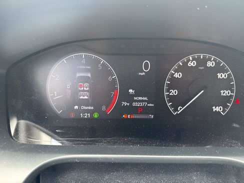 Used 2023 Honda HR-V LX image 11