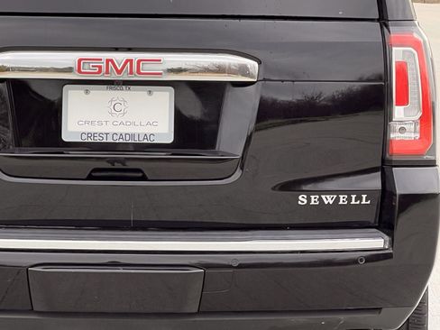 Used 2017 GMC Yukon Denali w/ Open Road Package image 5