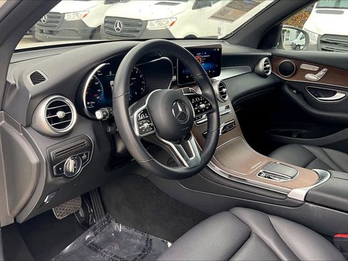 Used 2022 Mercedes-Benz GLC 300 GLC 300 image 17