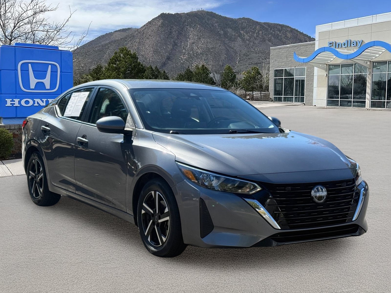 Used 2025 Nissan Sentra SV FWD image 8