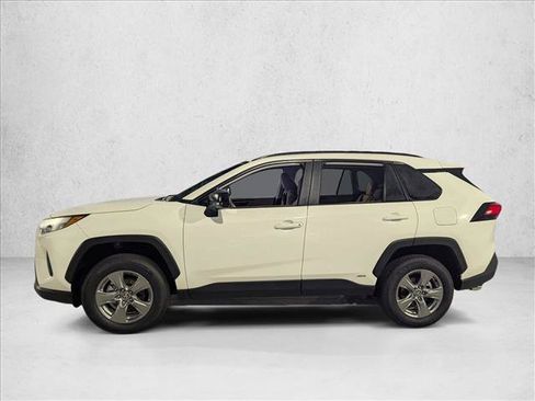 New 2025 Toyota RAV4 LE image 5