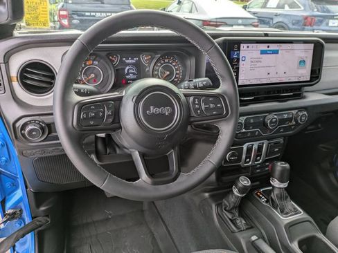 Used 2026 Jeep Wrangler Sport AWD/4WD image 16