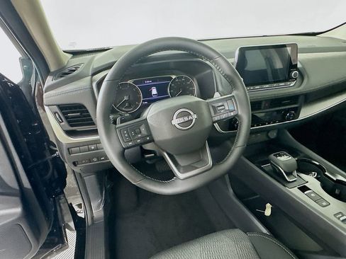 New 2026 Nissan Rogue SV FWD image 16
