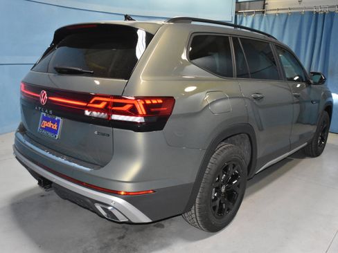 New 2026 Volkswagen Atlas Peak Edition AWD/4WD image 20