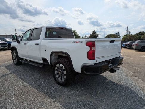 Used 2024 Chevrolet Silverado 2500 Custom w/ Custom Value Package AWD/4WD image 6