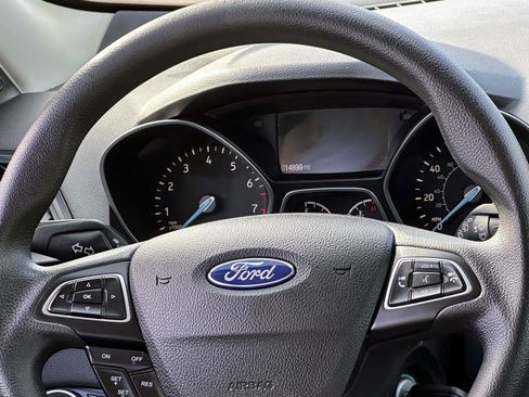 Used 2017 Ford Escape S FWD image 19