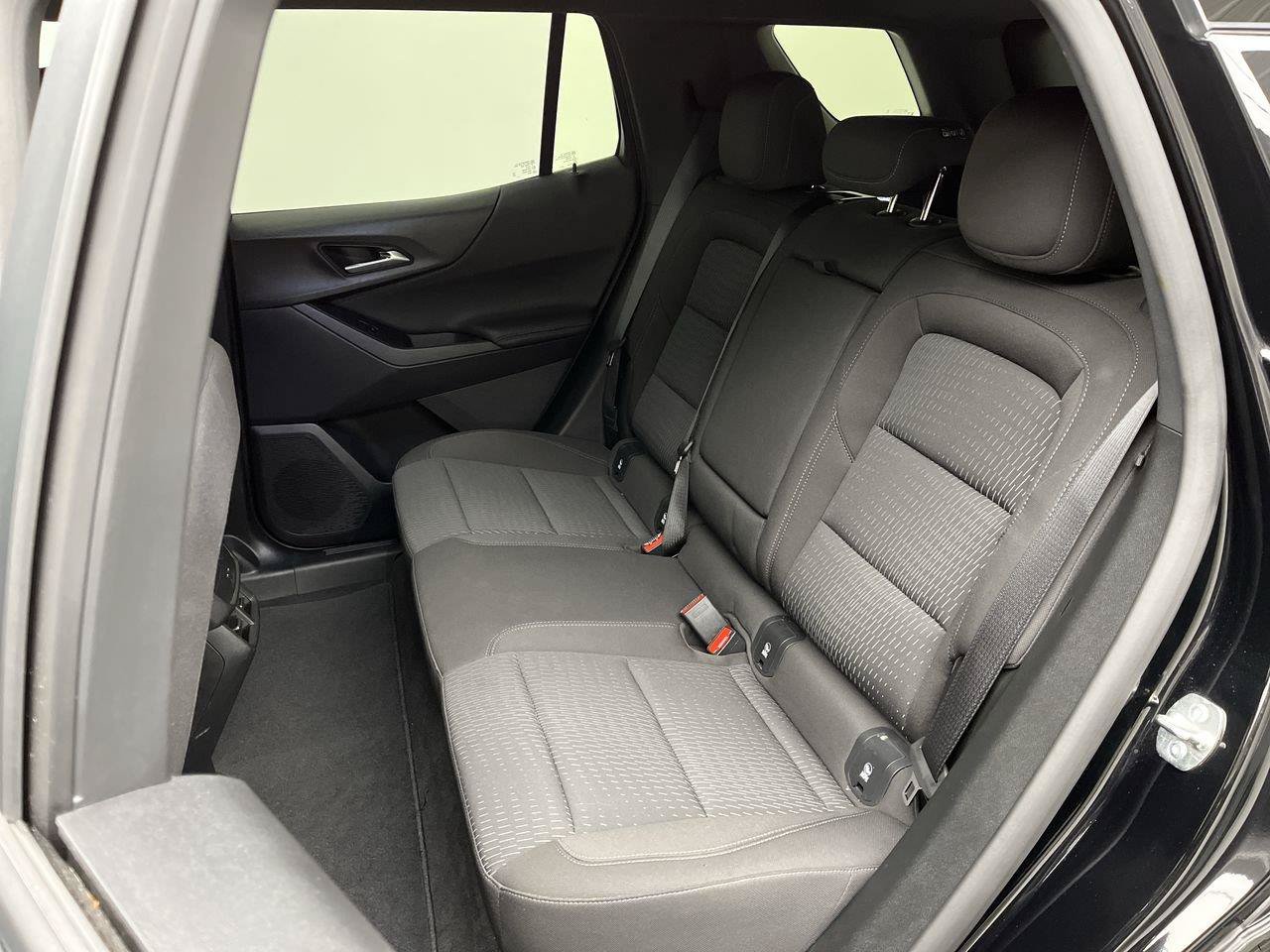 Certified 2026 Chevrolet Equinox LT AWD/4WD image 10