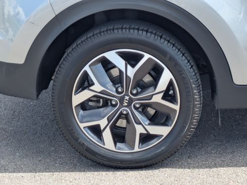 Used 2020 Kia Sportage EX w/ Option Group 15 AWD/4WD image 9