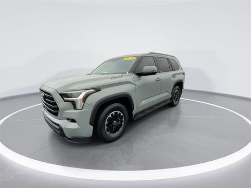 Used 2024 Toyota Sequoia SR5 w/ SR5 Premium Package image 4