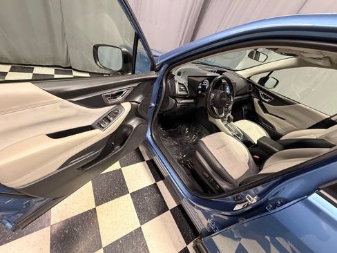 Used 2022 Subaru Forester Premium AWD/4WD image 16