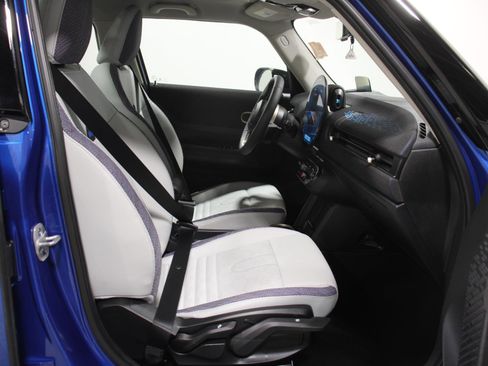 Certified 2025 MINI Cooper S image 19