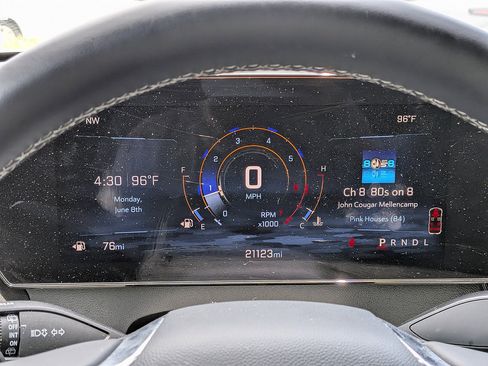 Certified 2025 Chevrolet Traverse LT FWD image 41