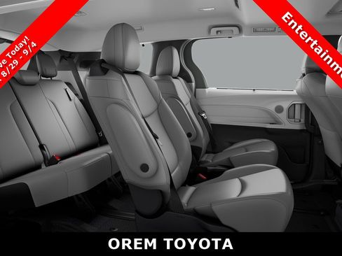 New 2026 Toyota Sienna XLE FWD image 21