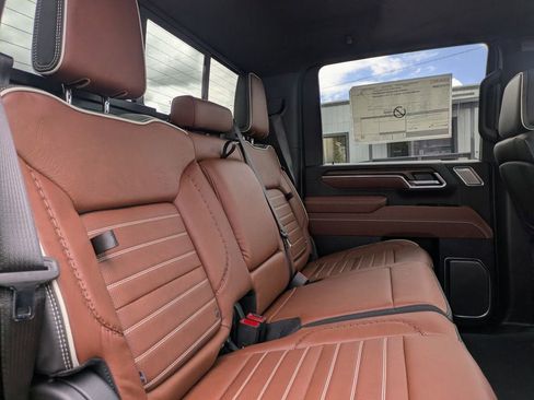 New 2026 GMC Sierra 2500 Denali Ultimate AWD/4WD image 16