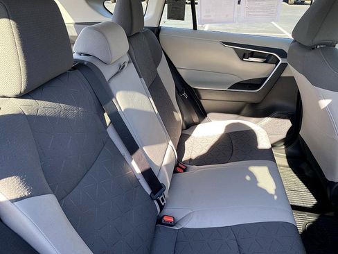 Certified 2025 Toyota RAV4 XLE image 21