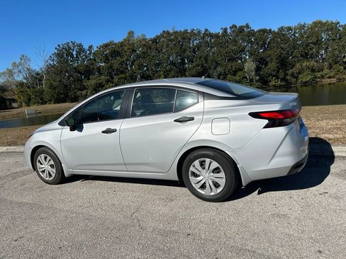 Used 2023 Nissan Versa S w/ Trunk Package image 3