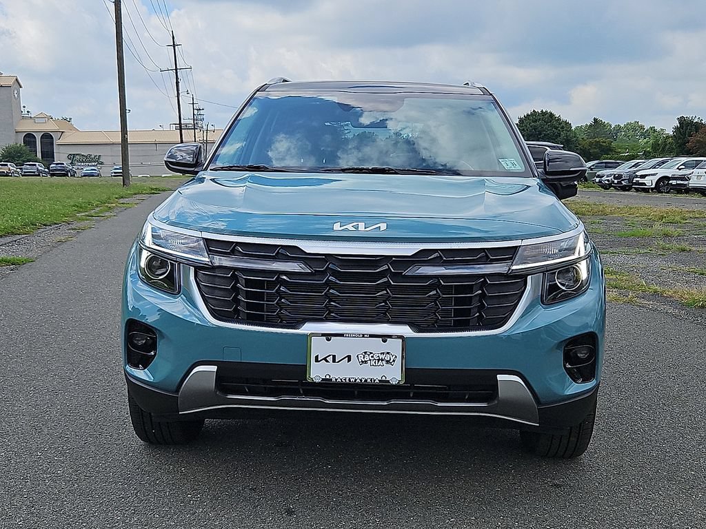Certified 2026 Kia Seltos S AWD/4WD image 2
