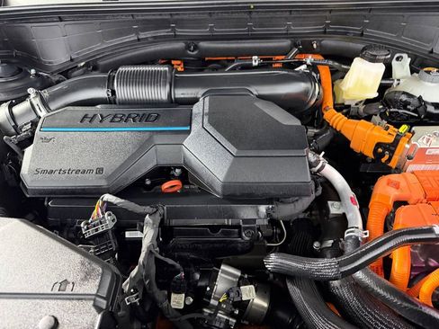 Used 2025 Hyundai Santa Fe Limited image 38