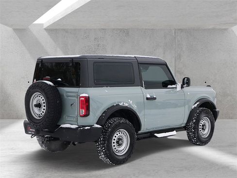 Certified 2023 Ford Bronco Base image 3