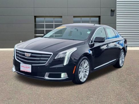 Used 2018 Cadillac XTS Luxury image 1