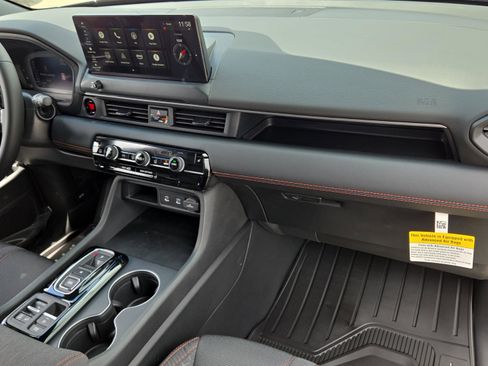 New 2026 Honda Pilot Sport image 17