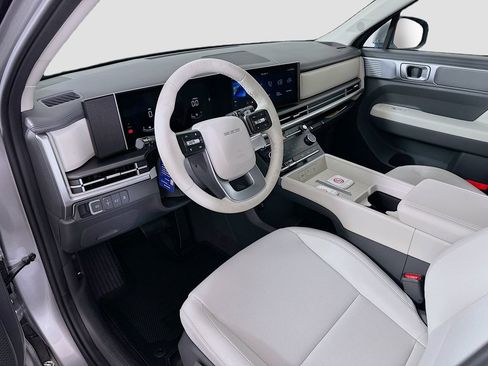 New 2026 Hyundai Santa Fe SE FWD image 9