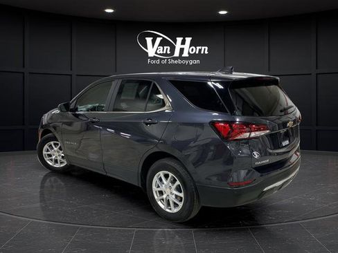 Used 2022 Chevrolet Equinox LT image 3