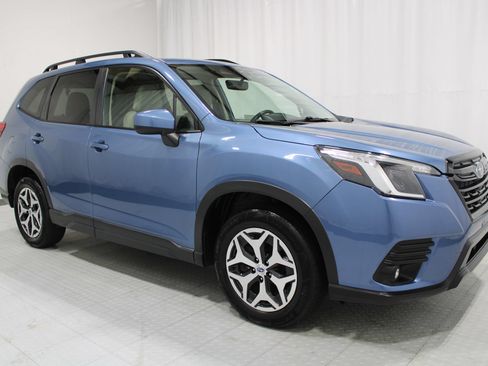 Used 2024 Subaru Forester Premium AWD/4WD image 4