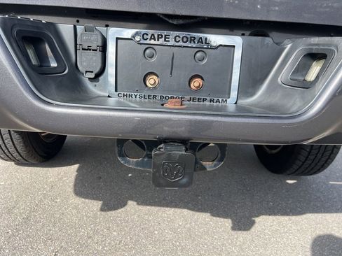 Used 2017 RAM 1500 Express image 39