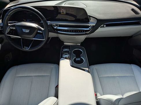 Certified 2024 Cadillac Lyriq Luxury AWD/4WD image 16