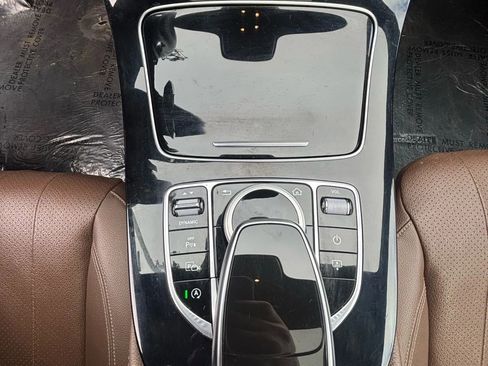 Used 2017 Mercedes-Benz E 300 image 22