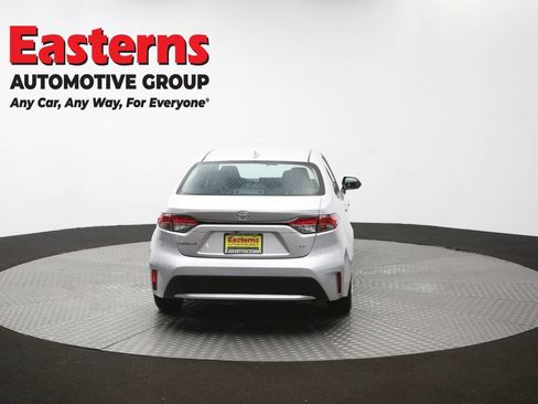 Used 2022 Toyota Corolla LE FWD image 37
