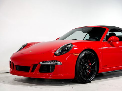 Used 2015 Porsche 911 Carrera 4 GTS w/ Bose Audio Package image 31