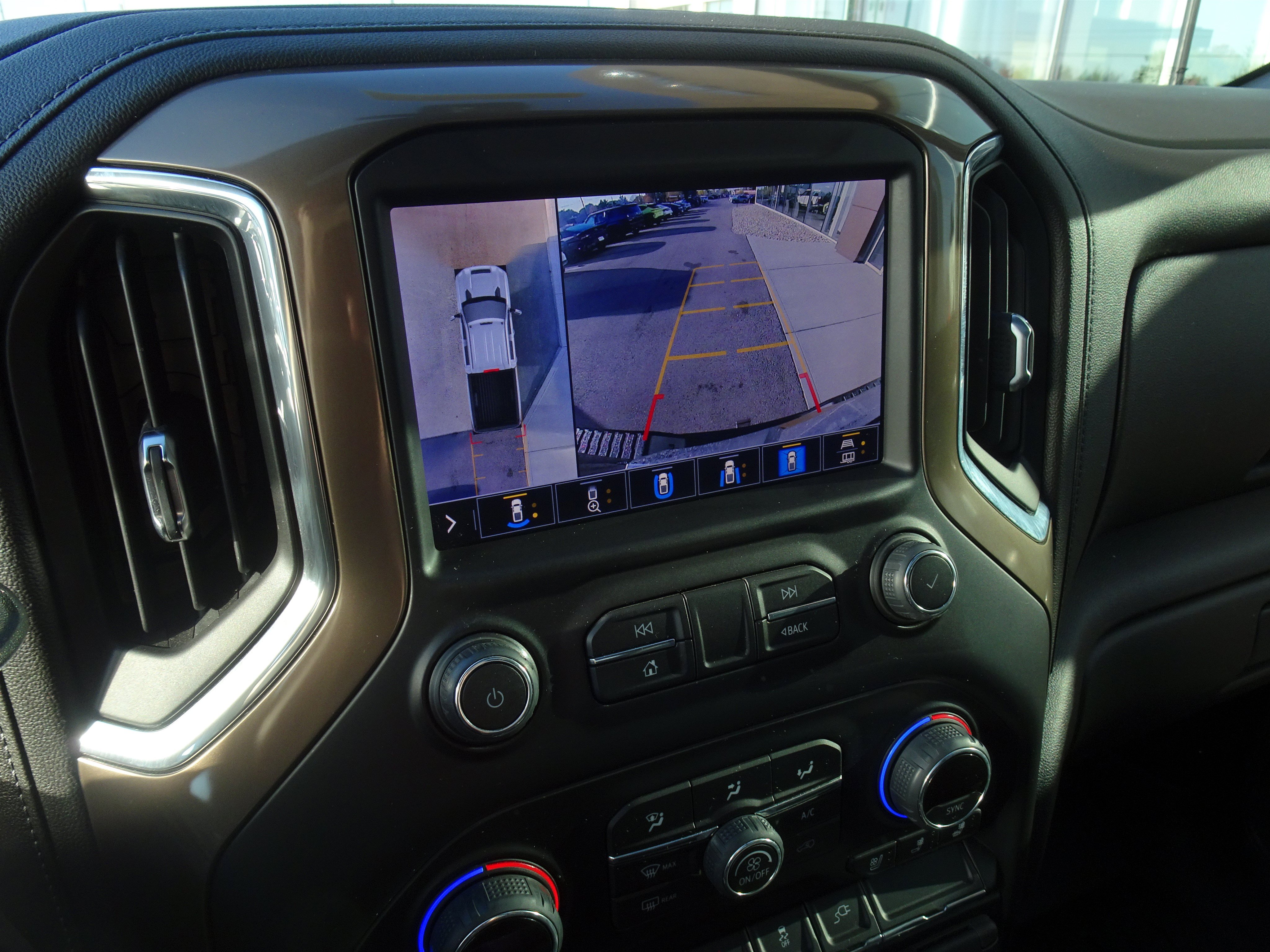 Used 2022 Chevrolet Silverado 2500 High Country w/ LPO, Dark Essentials Package AWD/4WD image 22
