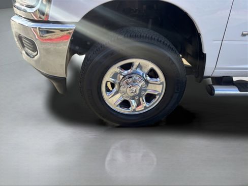 Used 2021 RAM 2500 Tradesman image 9