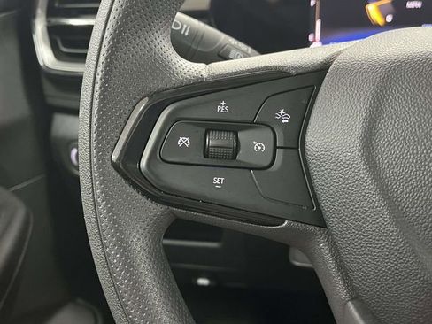 Used 2025 Chevrolet TrailBlazer LT FWD image 30