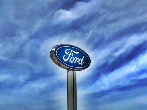 Used 2024 Ford Edge SEL image 47
