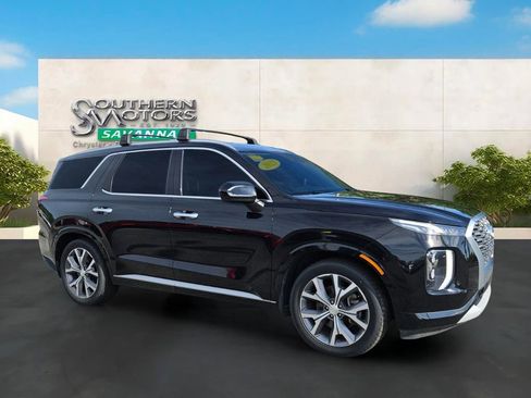 Used 2022 Hyundai Palisade Limited w/ Winter Package FWD image 7