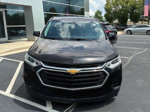 Used 2019 Chevrolet Traverse LS FWD image 2