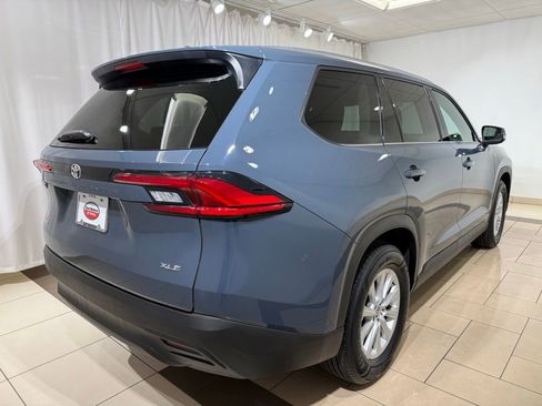Certified 2024 Toyota Grand Highlander AWD image 5